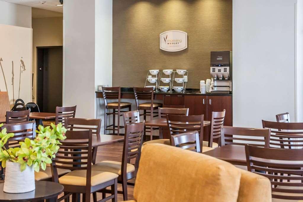 Sleep Inn & Suites Devils Lake Restaurant billede